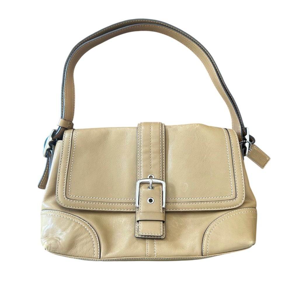 Vintage Coach F11196 Soho Shoulder Bag Tan Leather Buckle Flap Bag Y2K Luxury